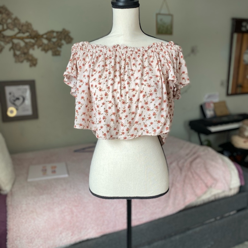 Light Pink Off The Shoulder Cropped Floral Shirt